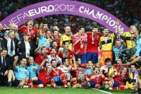 助西班牙隊奪得第14屆歐洲杯冠軍