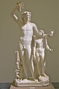 狄俄尼索斯雕像