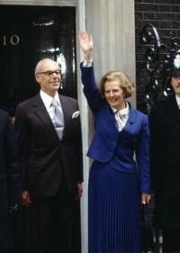 1979年，撒切爾夫人和丹尼斯在首相官邸
