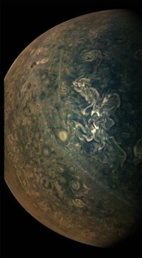 2020年2月17日，木星探測器“朱諾號”拍攝到木星北部地區的高清圖