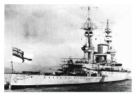 1917年完工時的光榮號巡洋艦