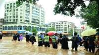 特大暴雨