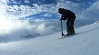 雪地滑板