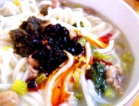 河南省傳統地方美食——漿麵條