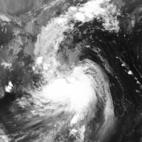 正在登陸的颱風“海棠”