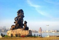 “客家女”惠州大型城市雕塑