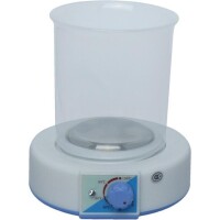 一款暖奶器，旋去盛水筒，可用作電熱盤