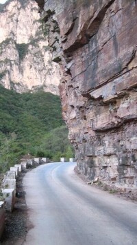 錫崖溝掛壁公路