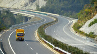 四級公路常運用於九曲十八彎的盤山公路中