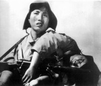 八女投江[1939年改編的相關電影]