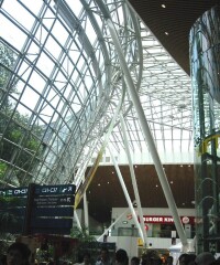 吉隆坡國際機場內部