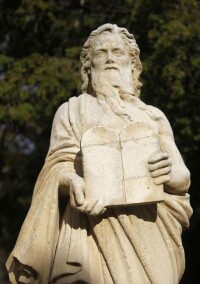 摩西雕像