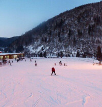 八一滑雪場