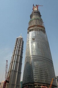 上海中心大廈總高度已超過500米