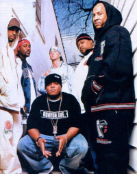 D12