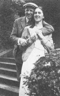 施萊謝爾和他的妻子