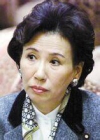 現任文部科學大臣：田中真紀子