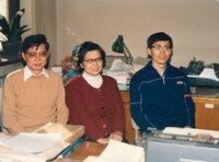 1990年嵇書佩和同事們在一起