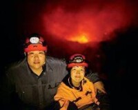 張昕宇馬魯姆火山探險