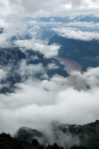 氣象武器雲雨