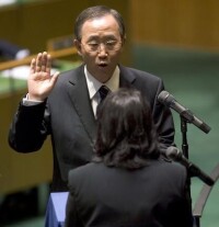 潘基文宣誓就任聯合國第八任秘書長