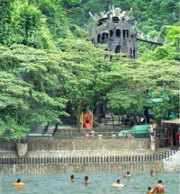 樹上滑水樂園全景