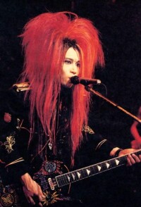 SUGIZO