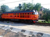 由貨運機車改造為客運機車的東風4B型機車