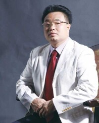 貴派董事長范橋平