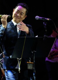 谷峰2016年5月演唱會上