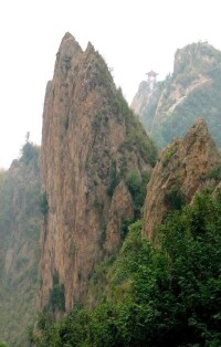 鳳冠山