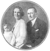 馬可尼和他的妻子及孩子