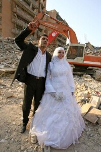 黎巴嫩廢墟中的婚禮