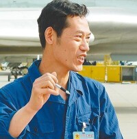 空軍航空兵某師裝備部原副部長徐建平