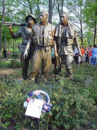 越戰士兵的雕像
