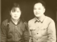 張舜華、李濟仁年輕時照片