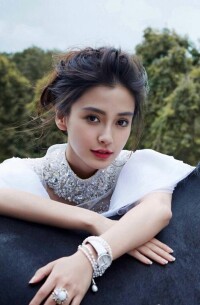 楊穎（Angelababy）