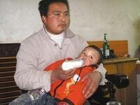 王輝和他的孩子
