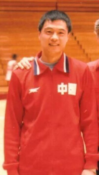 任中國男子籃球隊教練